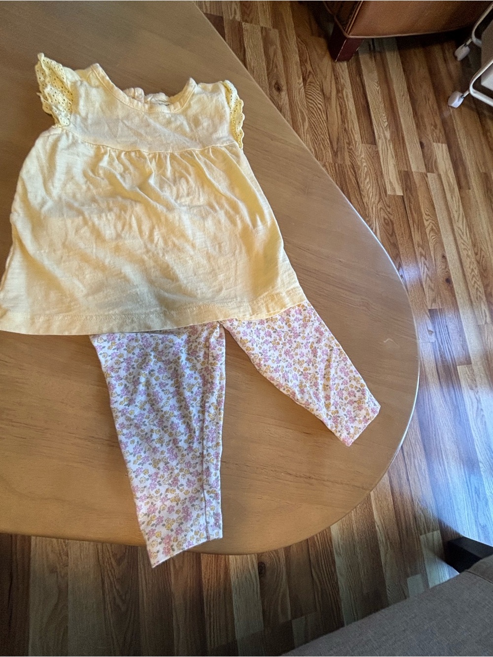 100% Cotton Yellow Two-Piece Set with Floral Leggings
